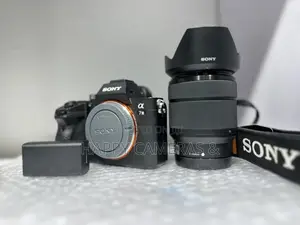 Sony Alpha A7iii 28-70mm Kit Lens