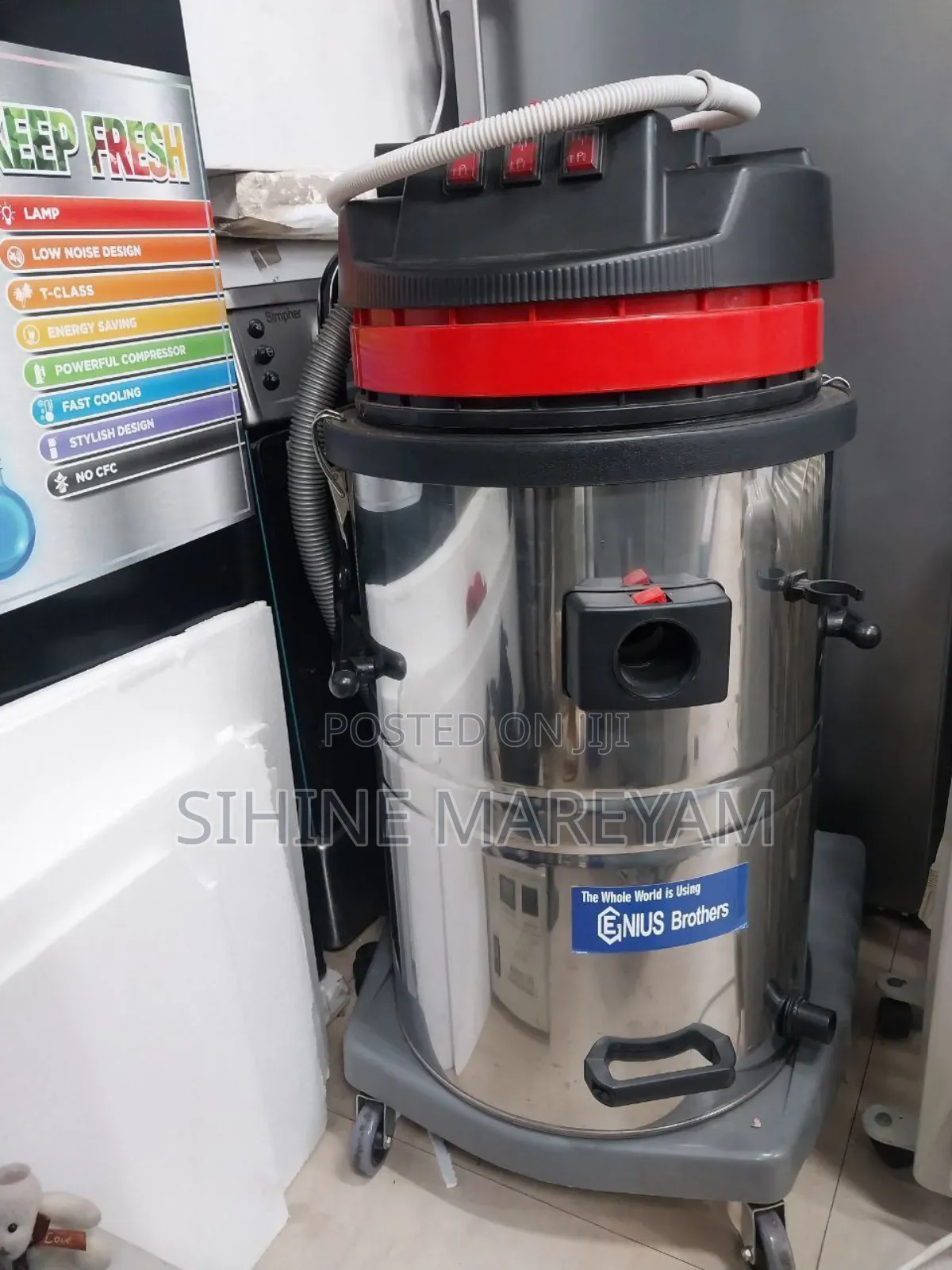 Red East Vacuum Cleaner
4500W 100litters
Powerful Suction