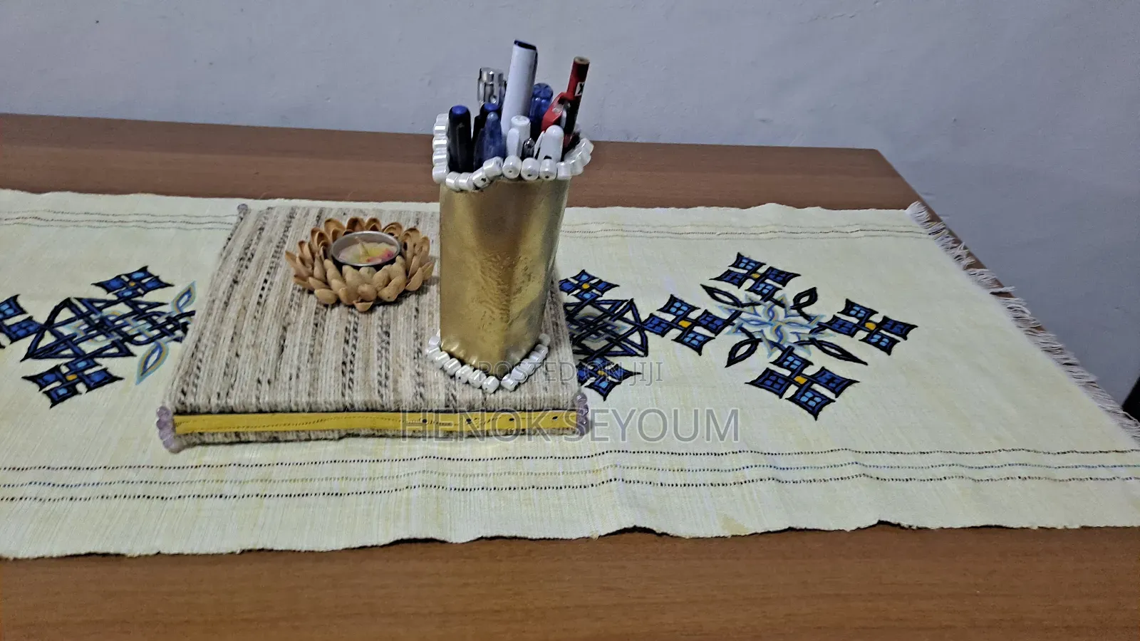 Table Stands