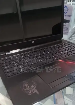 New Laptop HP Pavilion 15 6GB Intel Core I5 SSD 1T