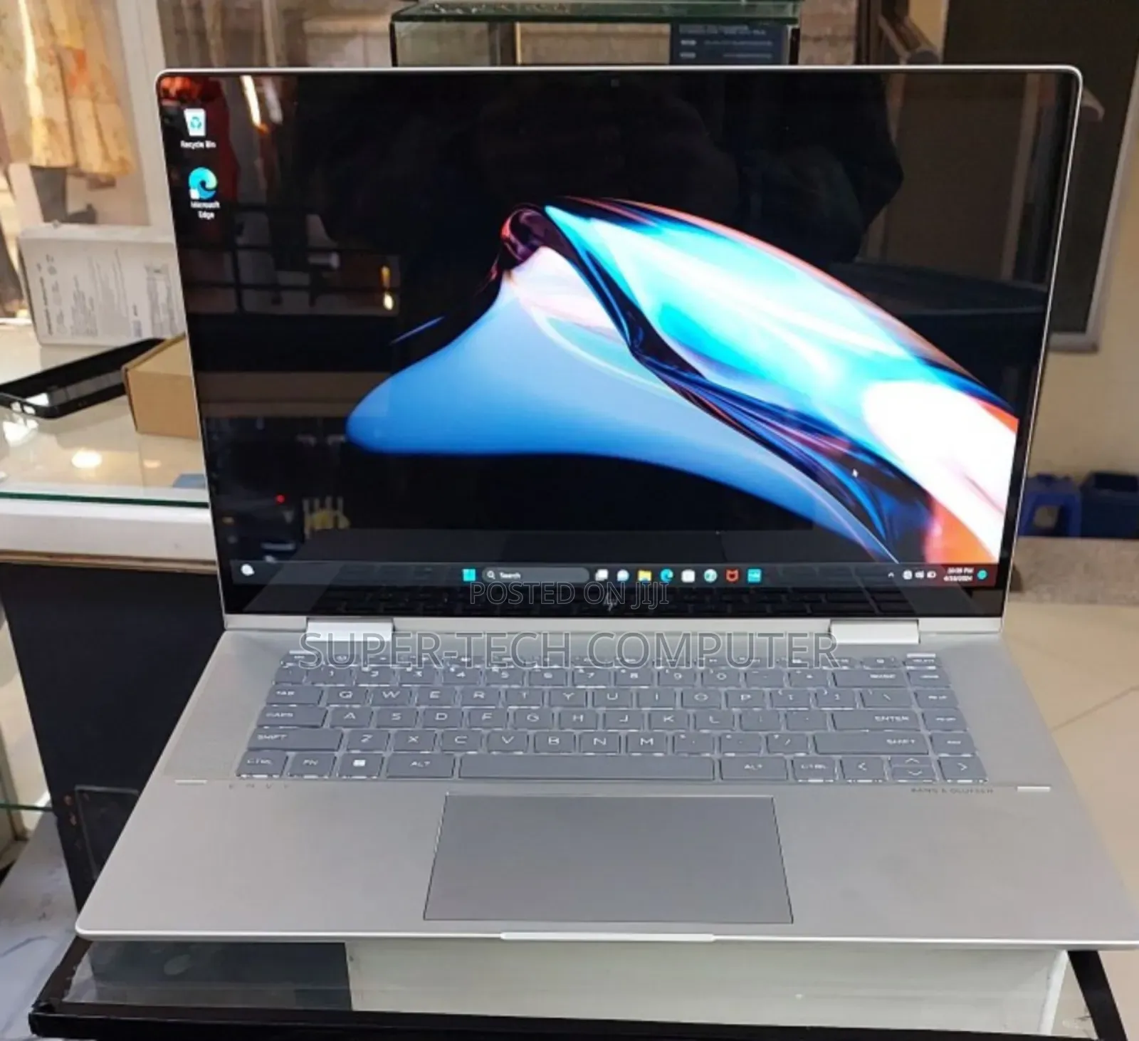 New Laptop HP Envy X360 16GB Intel Core I7 SSD 1T