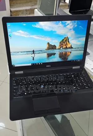 New Laptop Dell Precision 7710 16GB Intel Core I7 SSD 512GB