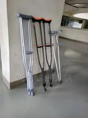 Bilateral Crutches፩⨳Bariatric Kranch፯00crutches፪=Reduce Palm