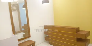 የእንግዳ መቀበያ Reception Table