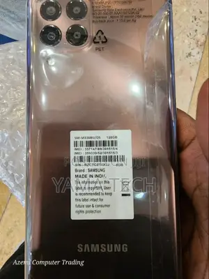 New Samsung Galaxy M33 128 GB Bronze
