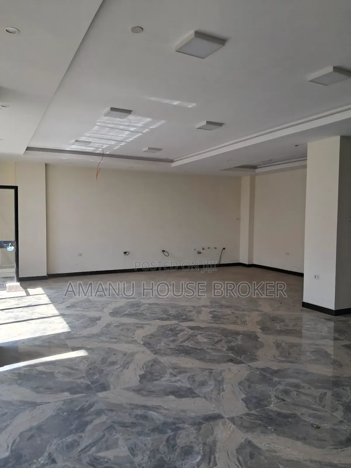 አስቸኳይ የሚከራይ ቢሮ በማይታመን ዋጋ 249sqm