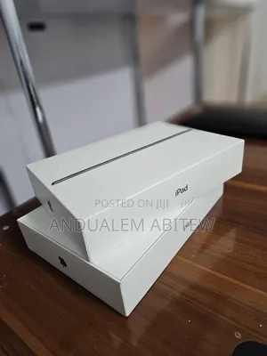 New Apple iPad 10.2 (2021) 64 GB Gray