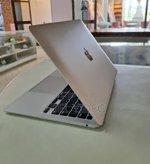 New Laptop Apple MacBook Air 2020 M1 8GB Apple M1 SSD 256GB