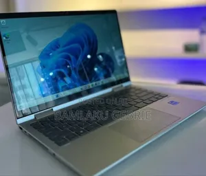 New Laptop HP Envy X360 8GB Intel Core I7 SSD 1T