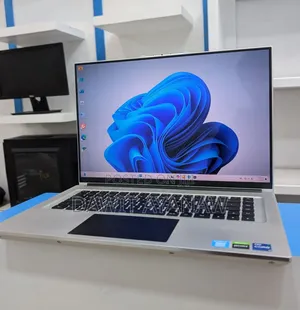 New Laptop Gigabyte AERO 15 16GB Intel Core I7 SSD 2T
