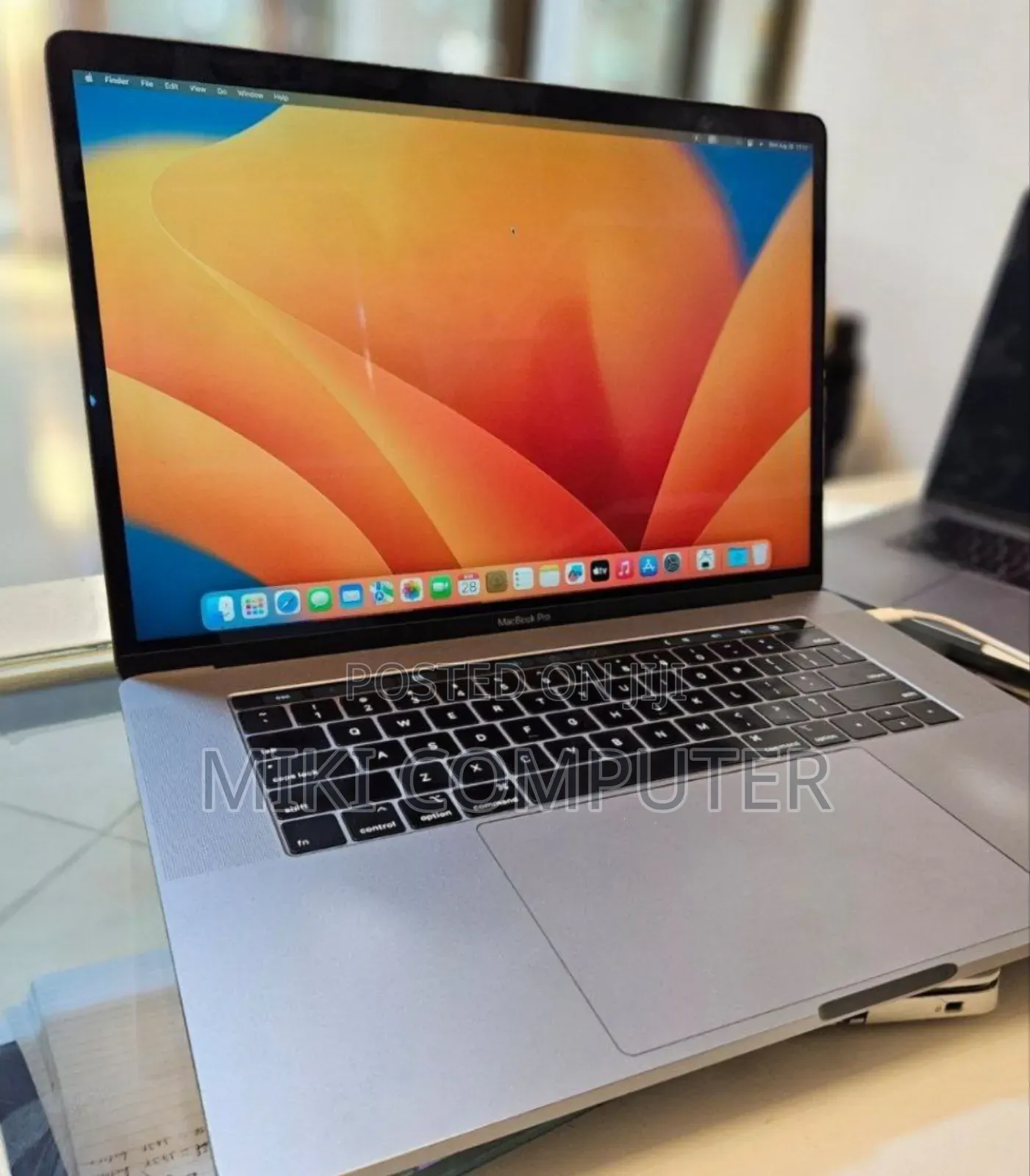New Laptop Apple MacBook Pro 2018 32GB Intel Core I9 SSD 1T