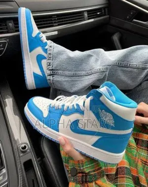 Air Jordan 1 Mid Se ‘ Gold Patent’ Shoes Made Im Vietnam