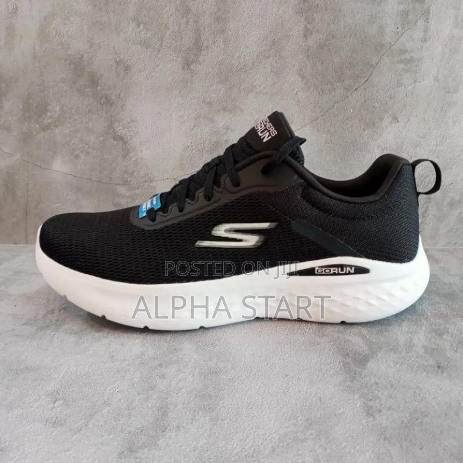 Skechers Go-Run Lite Comforter Shoes