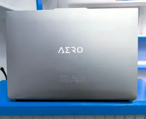 New Laptop Gigabyte AERO 15 16GB Intel Core I7 SSD 2T