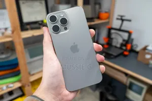 Apple iPhone 15 Pro 128 GB Silver