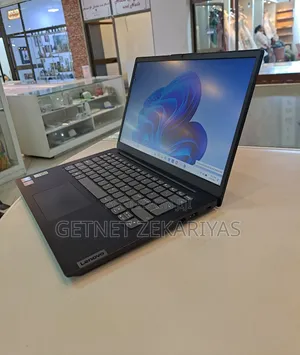 New Laptop Lenovo IdeaPad 520 8GB AMD Ryzen 3 SSD 256GB