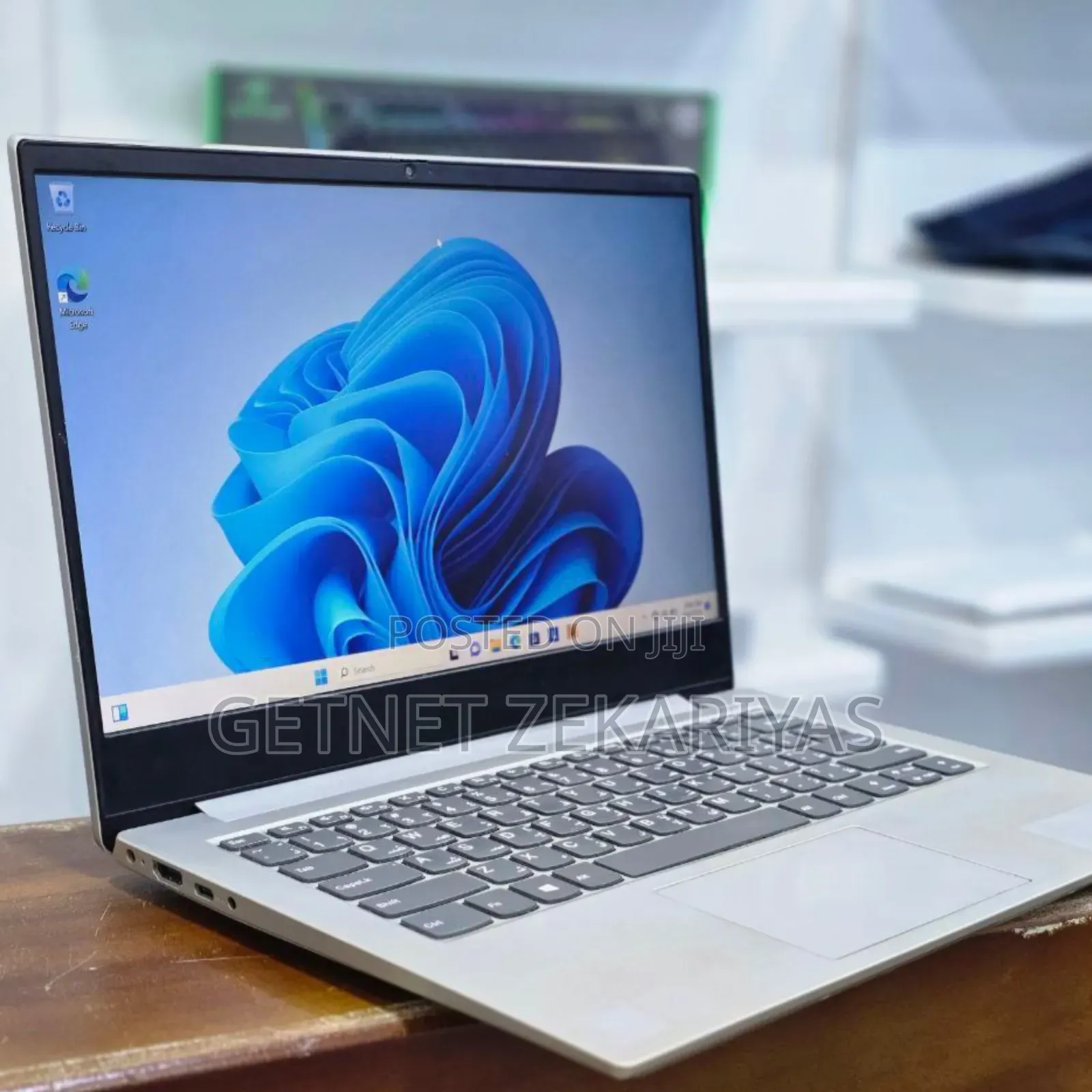 New Laptop Lenovo IdeaPad S340 8GB Intel Core I7 HDD+SSD 128GB