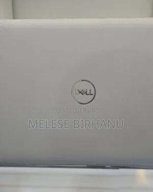 New Laptop Dell Precision 3561 16GB Intel Core I7 SSD 256GB