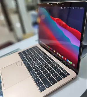 New Laptop Apple MacBook Air 2019 8GB Intel Core I5 SSD 256GB