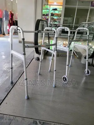 Walker/Walking Frame,Adult,IMI-343○Categorie
Platform Walker
