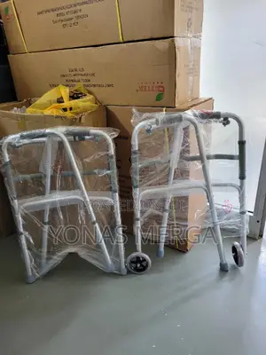 Walker_foldable Good Finishing and Strong Meterial Walker