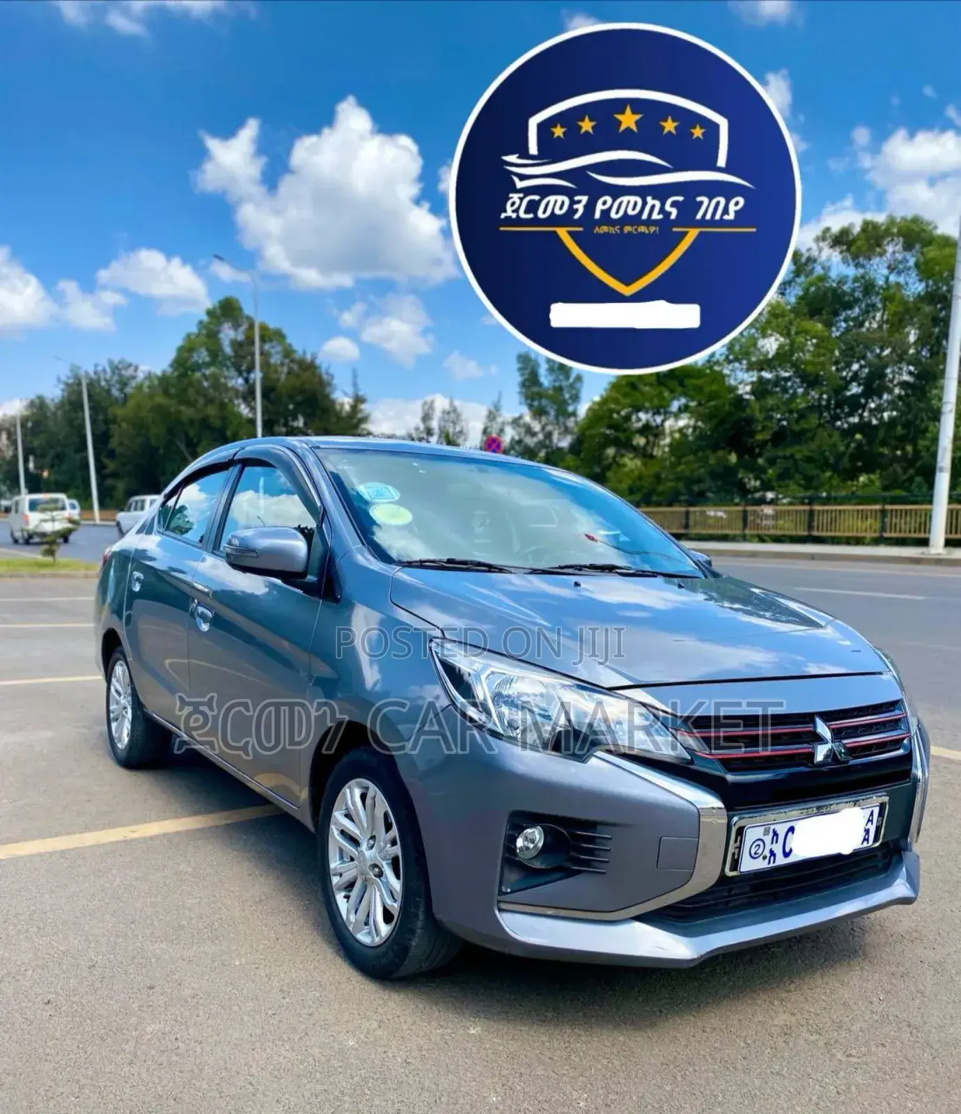 Mitsubishi Attrage 2022 Silver