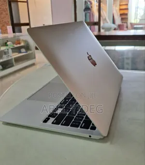 New Laptop Apple MacBook Air 2020 M1 8GB Apple M1 SSD 256GB