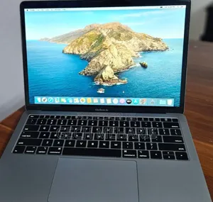 New Laptop Apple MacBook Air 2019 8GB Intel Core I5 SSD 128GB