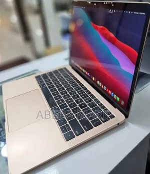 New Laptop Apple MacBook Air 2019 8GB Intel Core I5 SSD 256GB