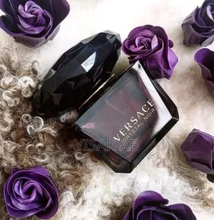Versace Crystal Noir Perfume