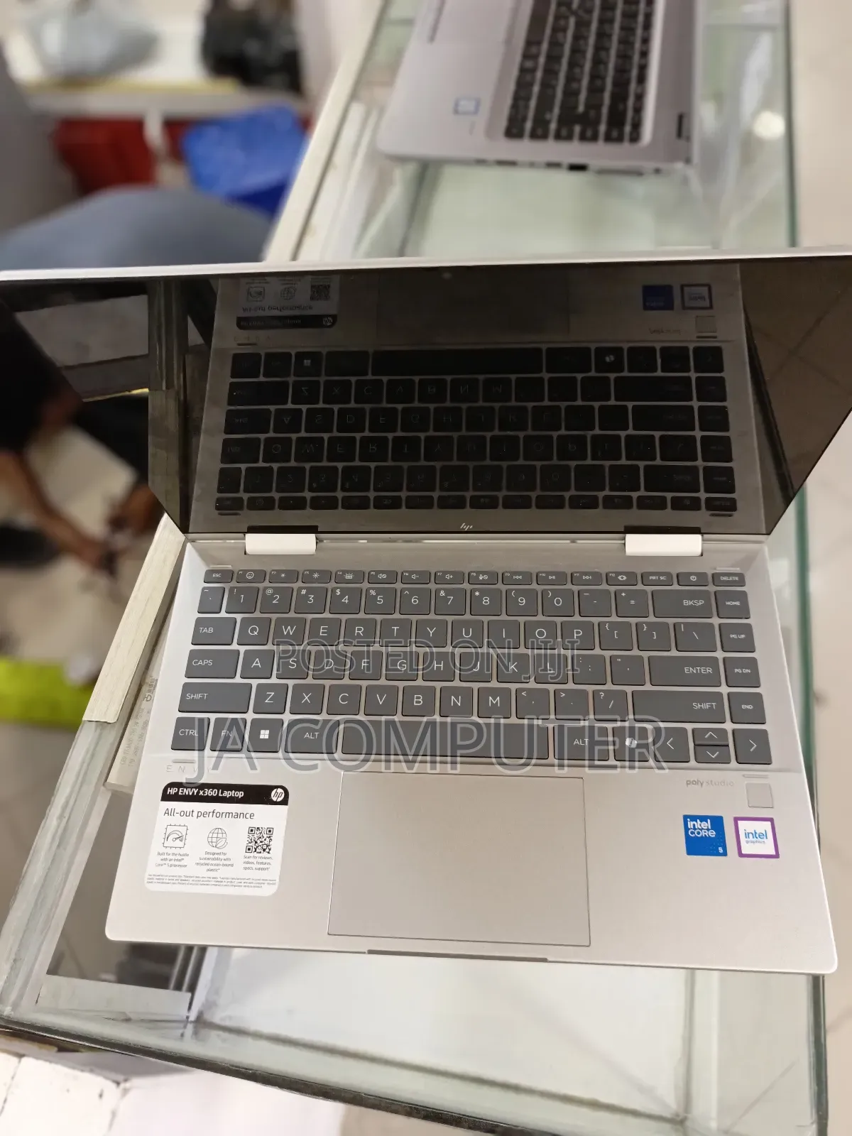 New Laptop HP Envy X360 8GB Intel Core Ultra 5 SSD 512GB