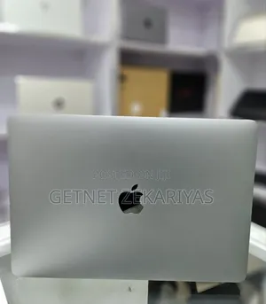 New Laptop Apple MacBook Air 2019 8GB Intel Core I5 SSD 128GB