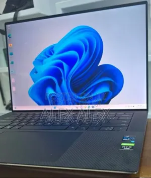 New Laptop Dell XPS 13 16GB Intel Core i7 SSD 1T
