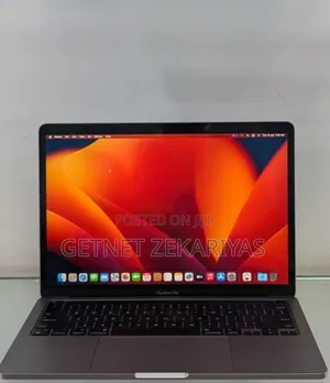 New Laptop Apple MacBook Pro 2020 M1 8GB Apple M1 Pro SSD 256GB
