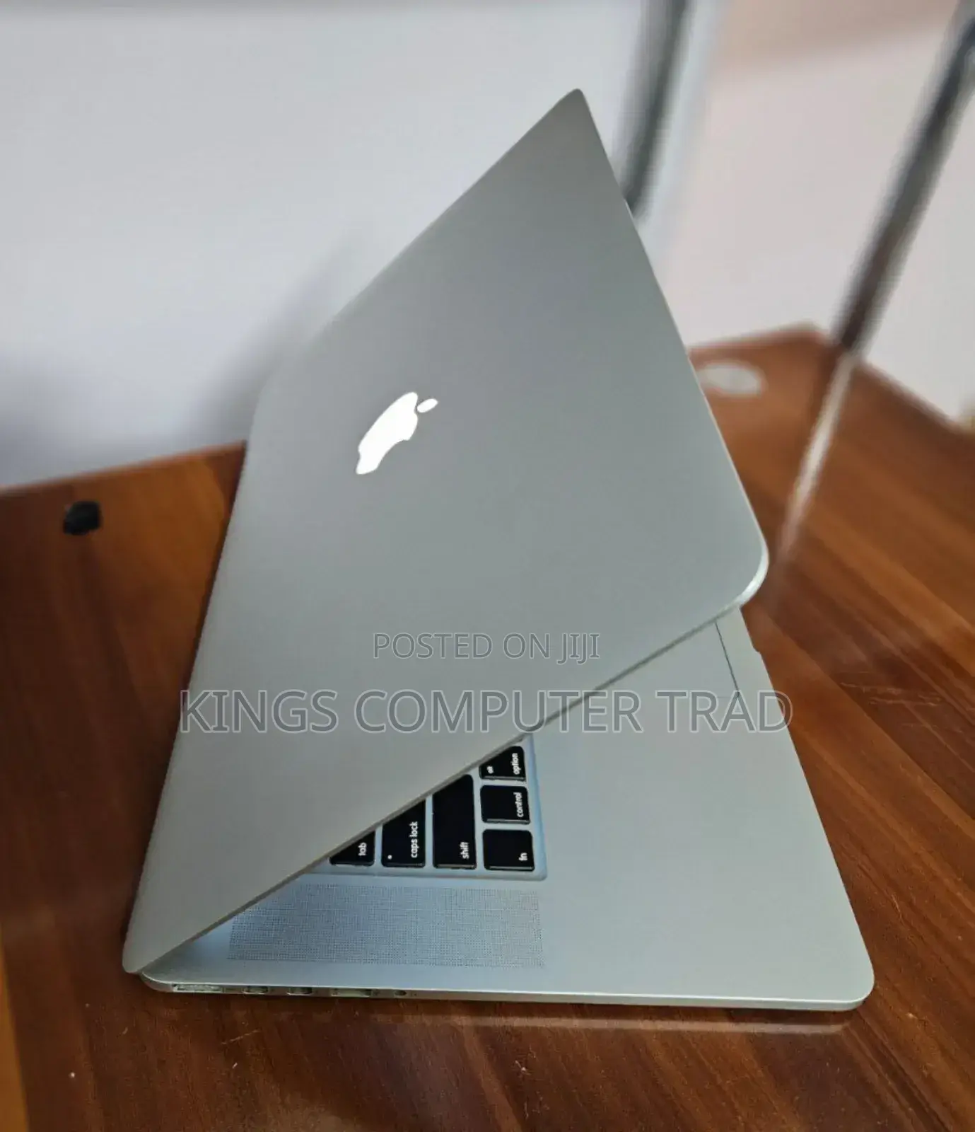New Apple MacBook Pro 2024 M4 Max 14-Inch 16GB Intel Core I7 SSD 256GB