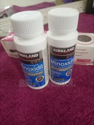 Kirkland Minoxidil With Derma Roller System