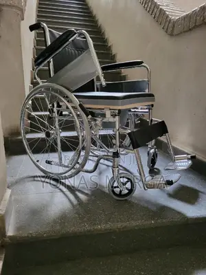 Toilet_wheelchair Commode Wheelchairዌልቼር7=7wheelchairዌልቼር