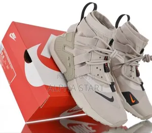 Nike Air Huarache Gripp ‘Desert Ash’ Shoes
