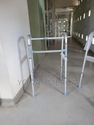 Mildsteel Height Adjustable Folding Walker for Adult Patient