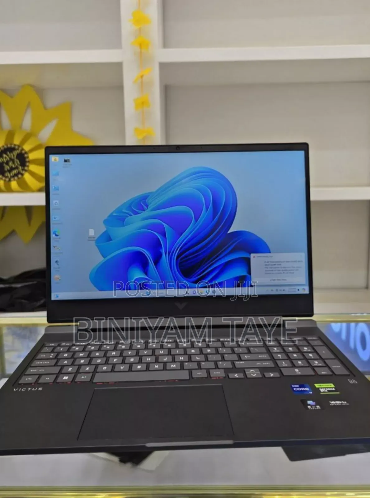 New Laptop HP Victus 15 16GB AMD Ryzen 7 SSD 1T
