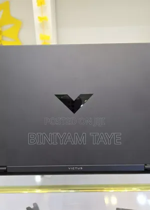 New Laptop HP Victus 15 16GB AMD Ryzen 7 SSD 1T