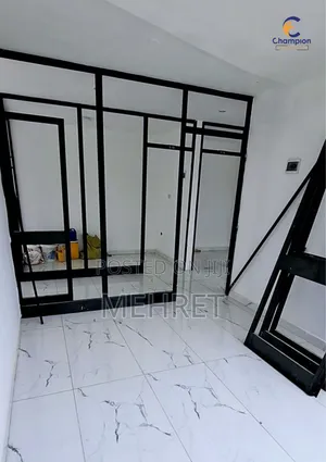 Furnished 1bdrm Apartment in ሾላ ፕላዛ, Yeka for sale