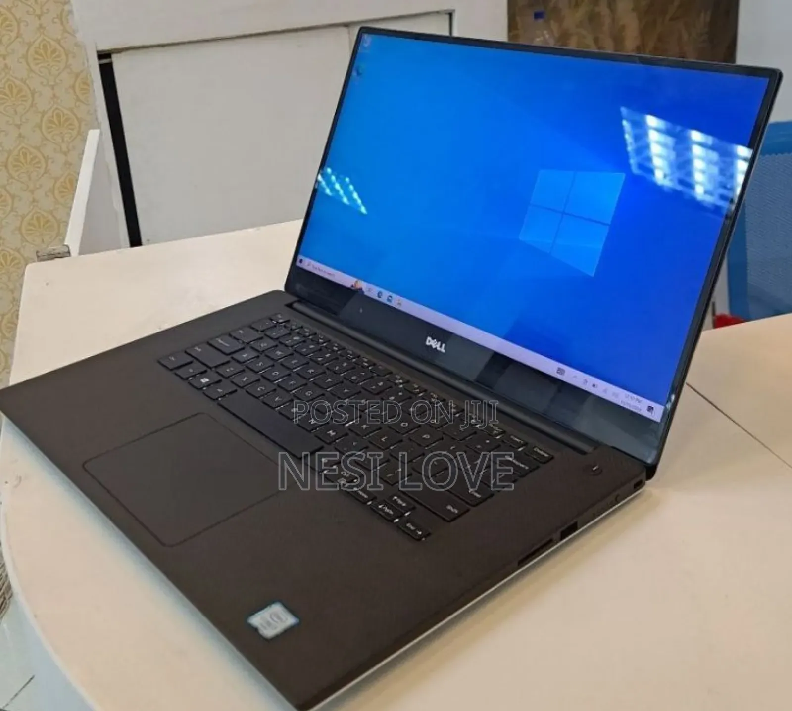 New Laptop Dell XPS 15 16GB Intel Core i7 SSD 512GB