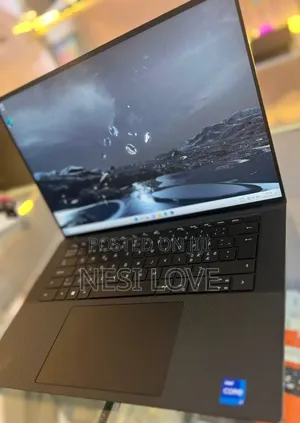 New Laptop Dell XPS 15 16GB Intel Core I7 SSD 512GB