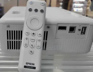 Brand New Epson Projector CO-W01 With Bag and Remote