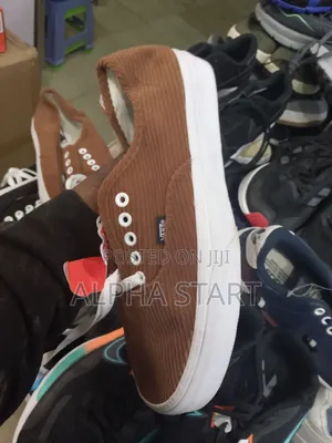 Vans Flat Shoes Master Quality Shoes for You Made in Vietnam