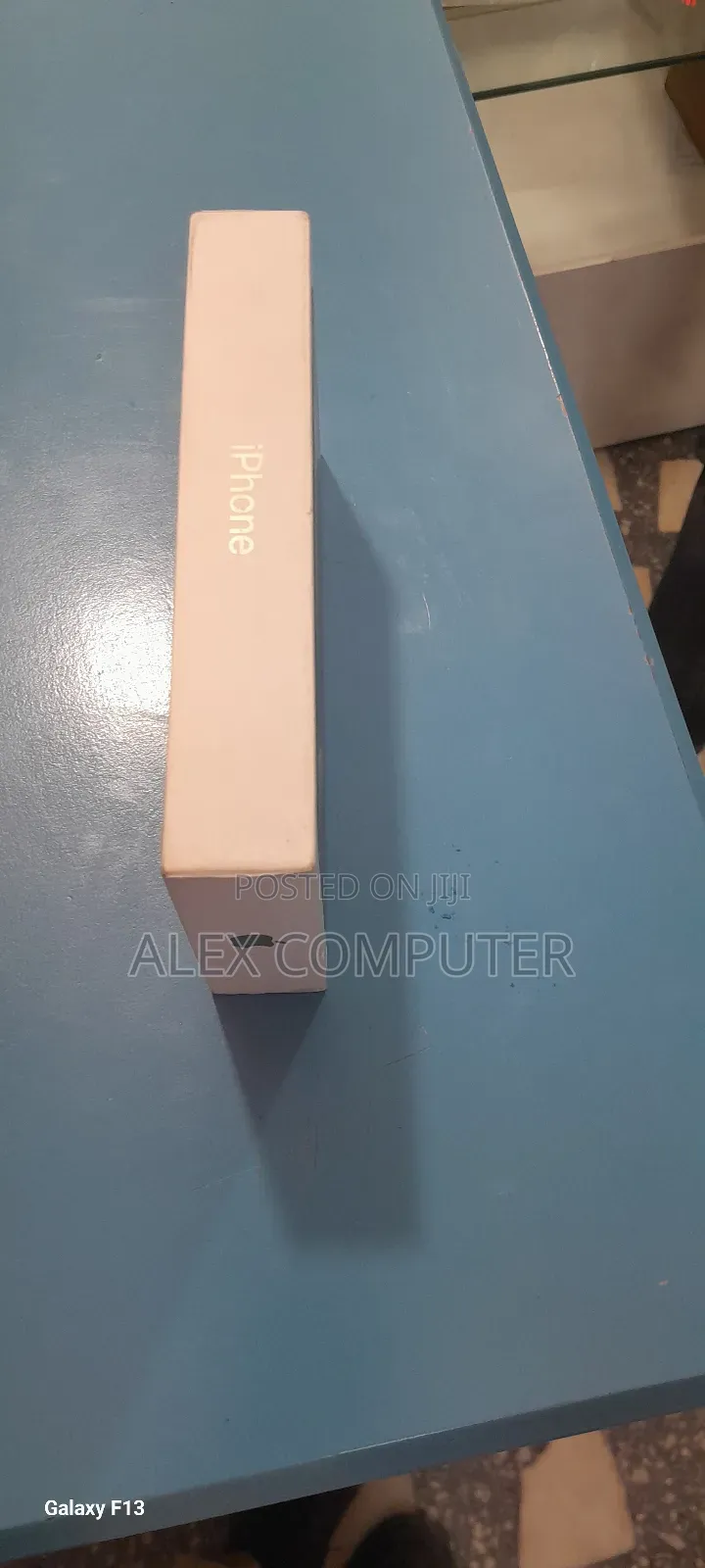 New Apple iPhone 15 Pro Max 512 GB Gray