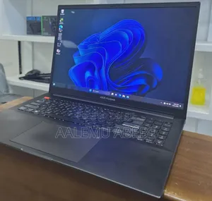 New Laptop Asus Zenbook 14 UX434 16GB Intel Core I9 SSD 1T