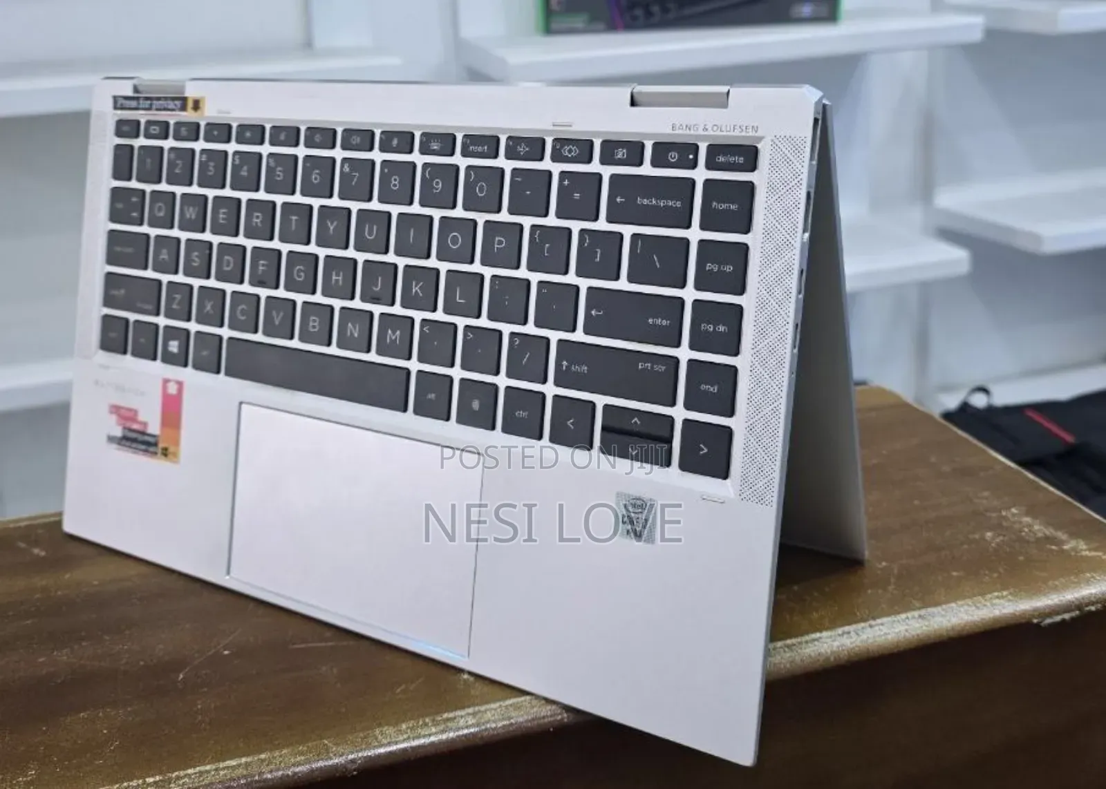 New Laptop HP EliteBook x360 1040 G7 16GB Intel Core i7 SSD 512GB