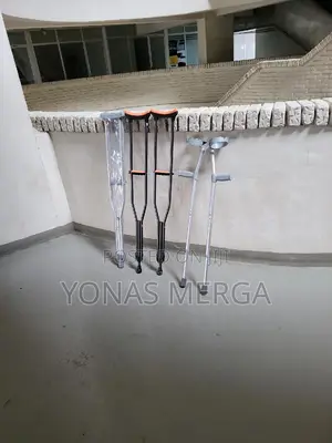 Elbow Crutches፥፦ክራንቾችcrutches€§Crunch፼1crutchesክራንችkranch